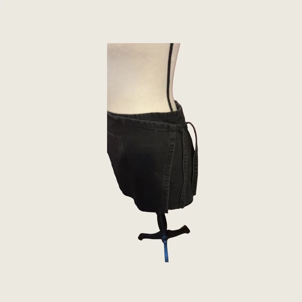💜💜 BDG Urban Outfitters Wrap Black Skirt Size Medium 100% Cotton